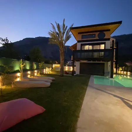 Siradisi Bir Esinti Villa Fethiye